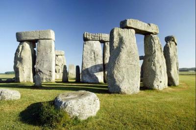 Stonehenge tours from London