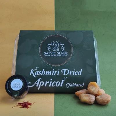 Order Kashmiri Dried Apricots and original kashmiri saffron online.