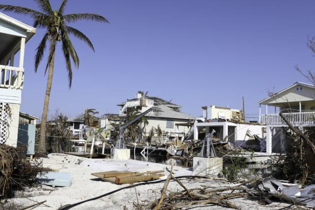 Tarp Nation: Easy Solutions for Hurricane Damage Fort Lauderdale