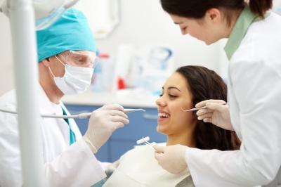 We Offer Premier Cosmetic Dentistry Services at Platinum Dental Care
