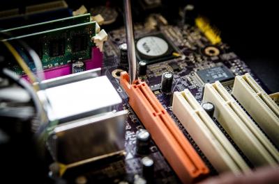 Computer Repair Shop In Noida Sector 18 - SD Tech Solution - Delhi Other