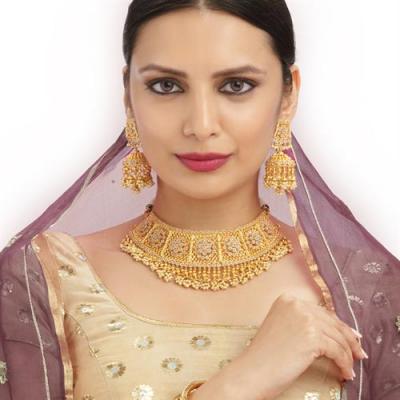 Exquisite Elegance Redefined: Women Necklace Sets by Malani Jewelers