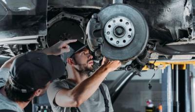 Car Mechanic Mobile Service: Hire Your Solution Today! - Adelaide Maintenance, Repair