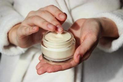 Get Instant Relief: Buy the Best Numbing Cream Online