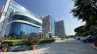 Have Branch Office Space On Noida Expressway 126