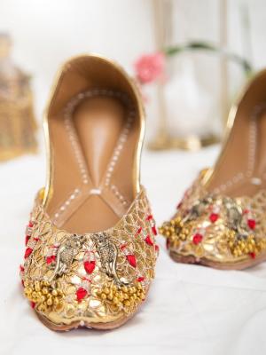 Explore Handmade Peacock Love Red Jutti for Women | Elegant Ethnic Footwear - 5 Elements