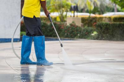 Transform Your Outdoor Spaces with High-Pressure Water Washing