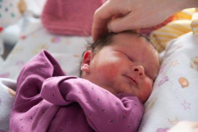 Best Surrogacy Centres in Sonipat - Ekmifertility