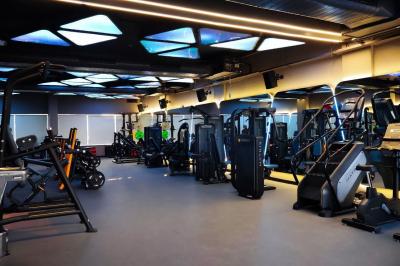 Zoo Culture Gym & Spa - Chandigarh Health, Personal Trainer