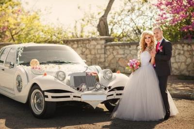 Exclusive Wedding Limo Services in Chicago - Other Other