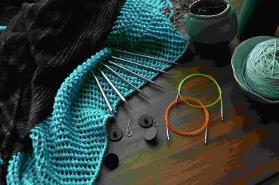  Unleash Knitting Magic with Circular Needles!
