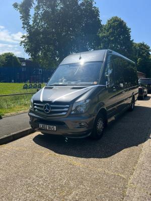 Mercedes Minibus Hire With Driver