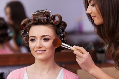 Transform Your Look with Expert Hair & Makeup Artists!