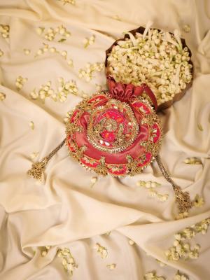 Shop The Ethnic Shehnai Wedding Potli Bags For Wedding Season By 5 Elements