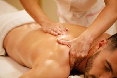 Find Nearby Deep Tissue Massage Services - Dubai Health, Personal Trainer