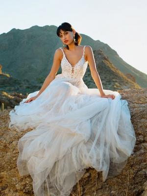 Discover Your Dream Wedding Ensemble at Our London Shop - London Other