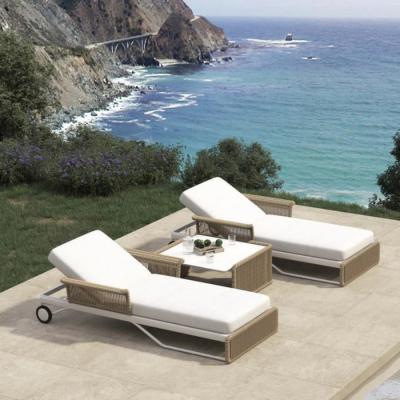 Relax in Style with Elegant Outdoor Sun Lounges