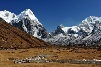 Kanchenjunga Circuit Trek