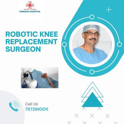 Roboticknee replacement surgeon 