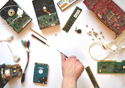 Laptop Repair Service in Hyderabad we are multi-brand laptops and mobiles service provider   - Hyderabad Computer