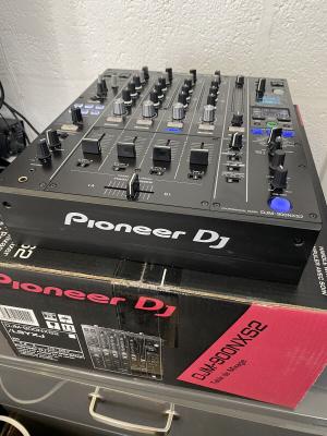 Pioneer CDJ-3000 / Pioneer DJM-A9 / Pioneer DJM-V10-LF / Pioneer CDJ-2000NXS2 / Pioneer DJM-900NXS2 - Kuwait Region Musical Instruments