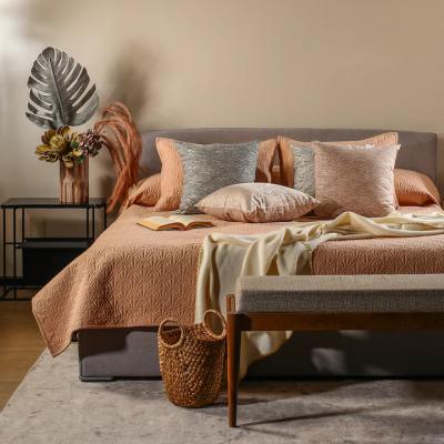 Buy Stylish Bedspreads Online at Eris Home - Delhi Decoration