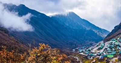 Travel Zuluk, the abode of clouds in Sikkim with Adorable Vacation - Kolkata Other
