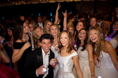 Engage Your Guests with The Pictures Band at Your Wedding