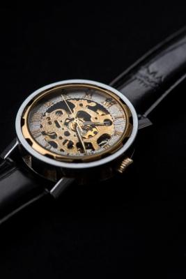 Purchase watches online from World of Watches India at the Best Price in India. - Gurgaon Clothing