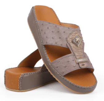 Elevate Your Style with Cavallo: Handcrafted Arabic Sandals of Unmatched Elegance - Dubai Other
