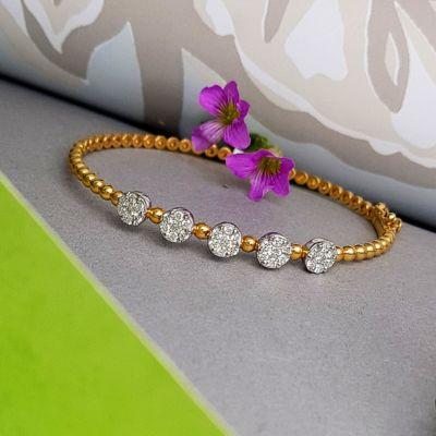 Sleek Bracelet with Diamonds