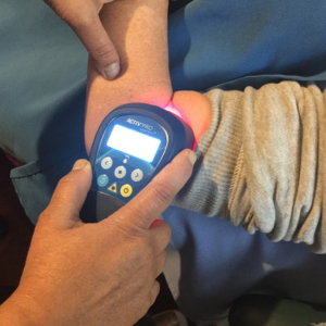 Effective Low Level Laser Therapy in Perth - Esmat Parkar