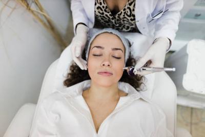 Microneedling Treatment | Rejuvenate Your Skin at Lifestyle's MedSpa