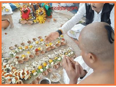 Shraddha Pitru Tarpan Puja - Vedaangam - Varanasi Professional Services