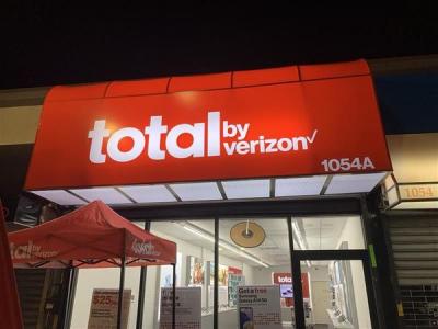 Total Wireless Stores in New York