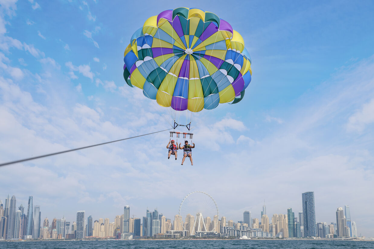 Soar Above Jumeirah Beach: Dubai Parasailing Fun