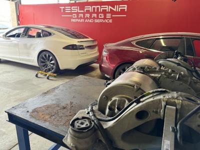 Tesla mania Garage - Other Other