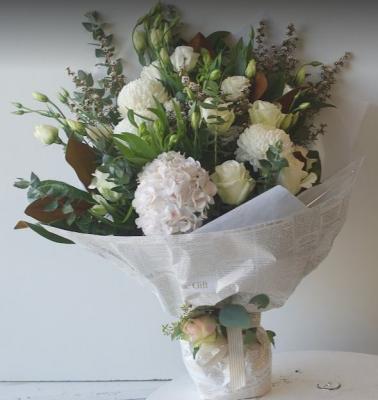 Flowers delivery Melbourne - Melbourne Home & Garden