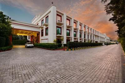 Luxury Banquet Halls in Delhi | Sloshout