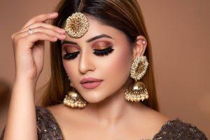 Top Wedding Makeup Artists in Delhi | Sloshout