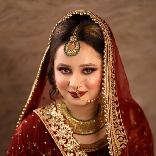 Professional bridal makeup artist in Lucknow - Lucknow Other