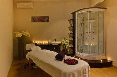 Gulabi Spa in Gachibowli - Hyderabad Other