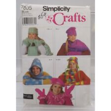 Simplicity Crafts 7005 Fleece Accessories Patterns: Hats Scarves Mittens Bags -