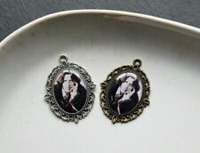 Oscar Wilde pendant, portrait cameo necklace, literature jewelry, literary gift