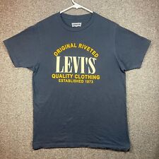 LEVIS Shirt Medium Blue Riveted Quality Clothing Short Sleeve Pullover Mens.